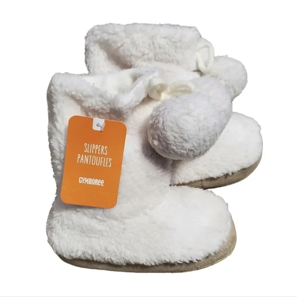 NWT Gymboree Girls Snow White Pom Pom Fleece Booties Slippers 7-8
